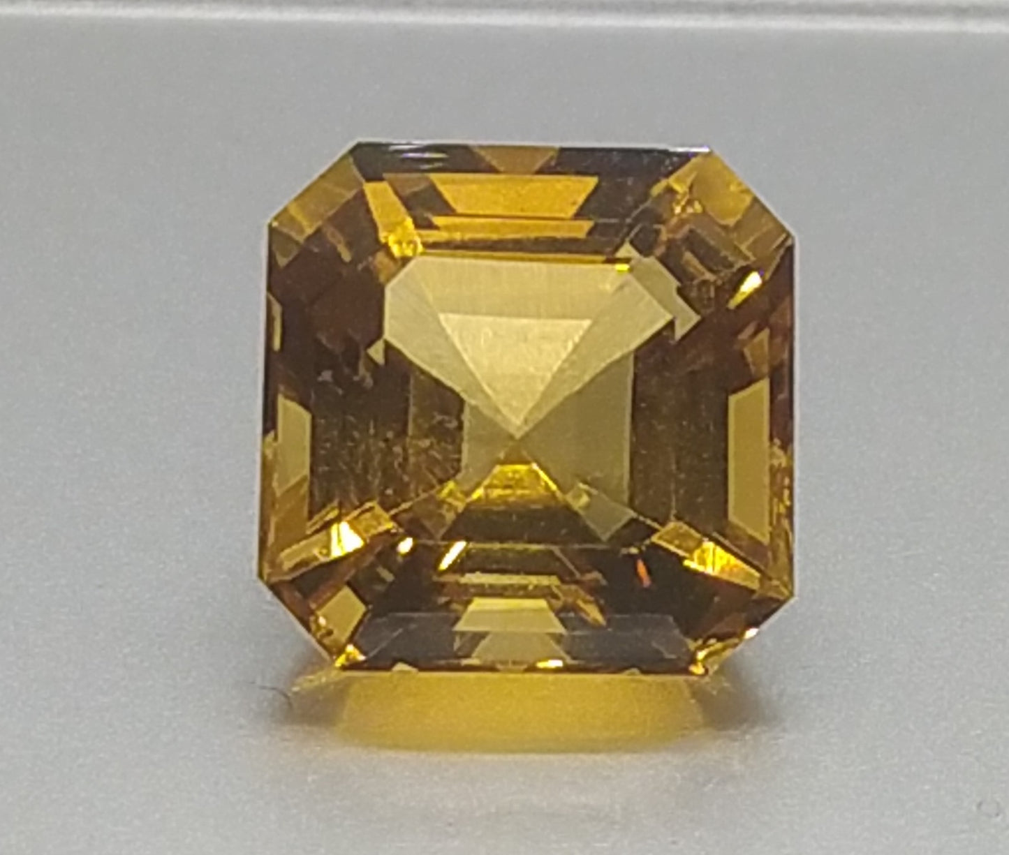 Natural Certified Citrine: Citrine Glow 9.07cts- NA24 (24)