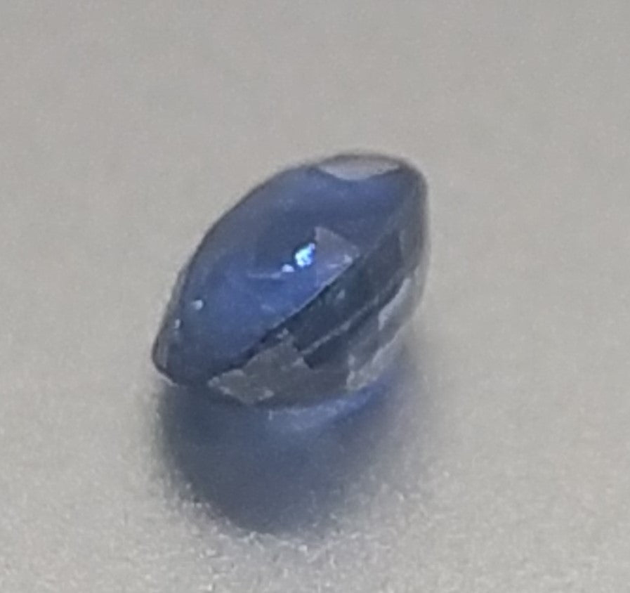 Swiss Lab Certified Natural Blue Sapphire 1.07ct Oval Shape Gemstone