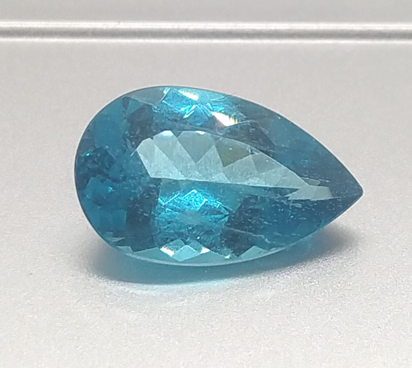 Natural Certified Apatite: Ocean’s Tear 8.77cts- NA3 (24)