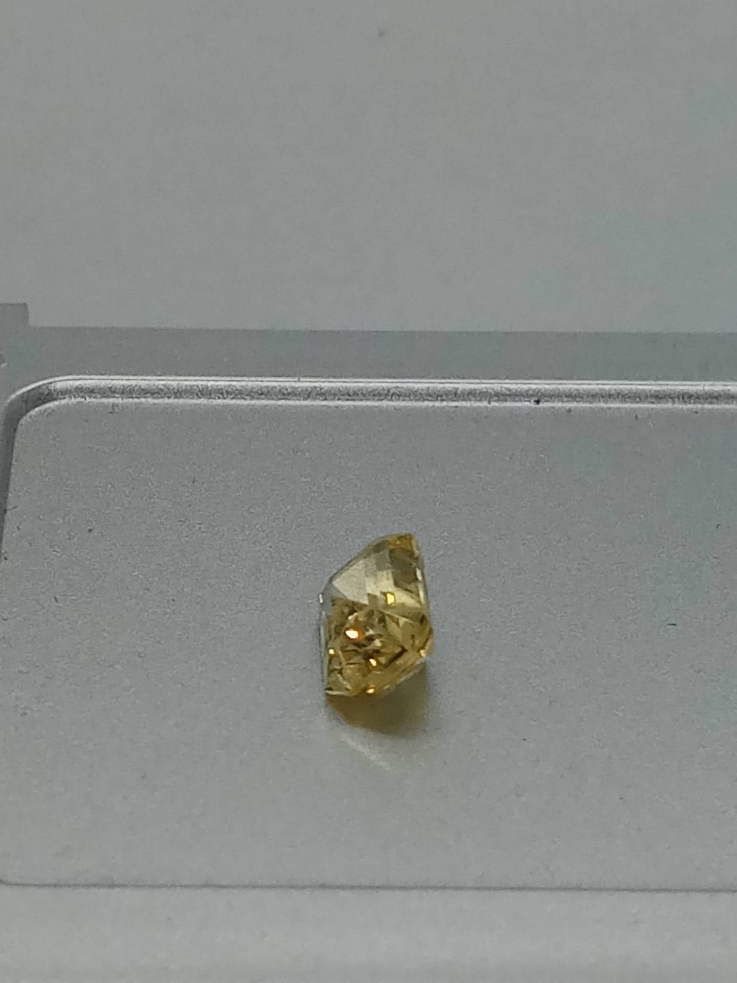 Certified 2.25cts Octagon Natural Yellow Sapphire Gemstone