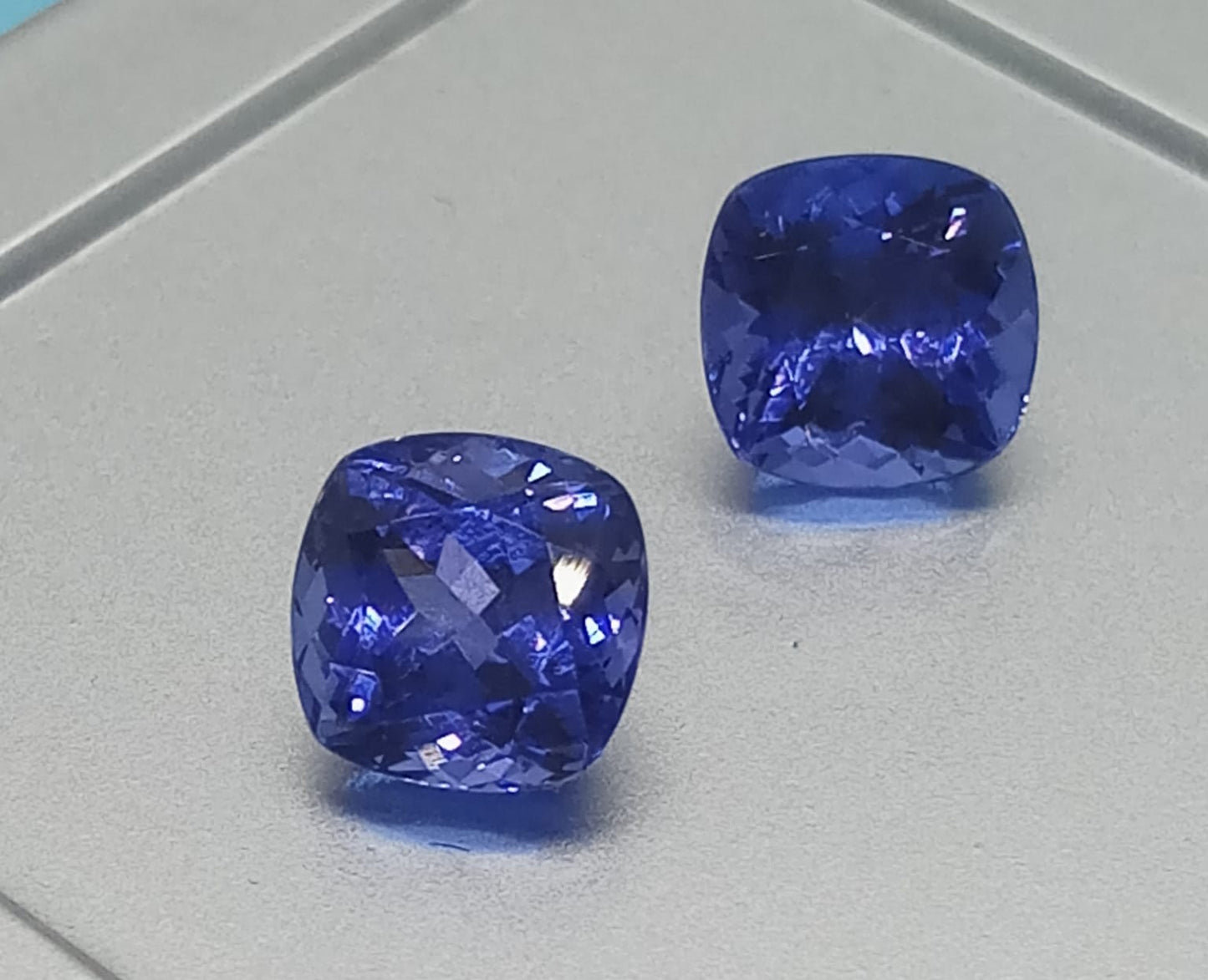 Natural Certified Pair Tanzanite: Azure Dreams 3.07 & 2.88cts- NA70 (24)