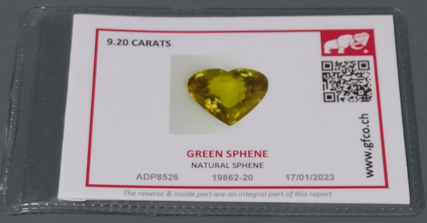 Natural Certified Sphene: Glowing Sphene 9.20cts- NA9 (24)