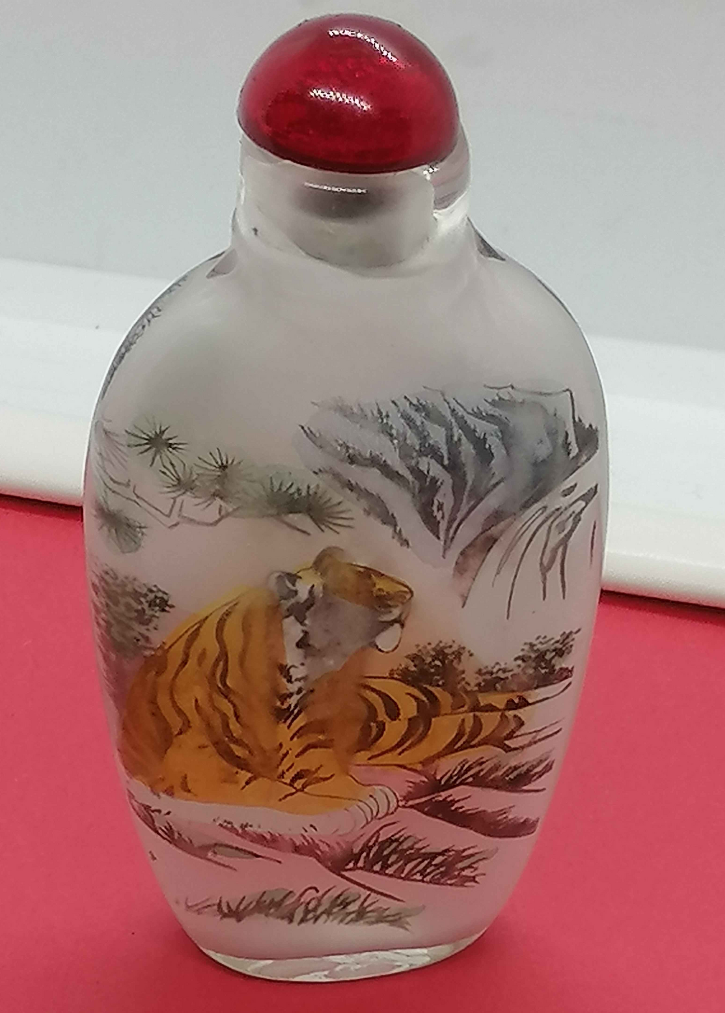 Tiger Snuff Bottle SNB03