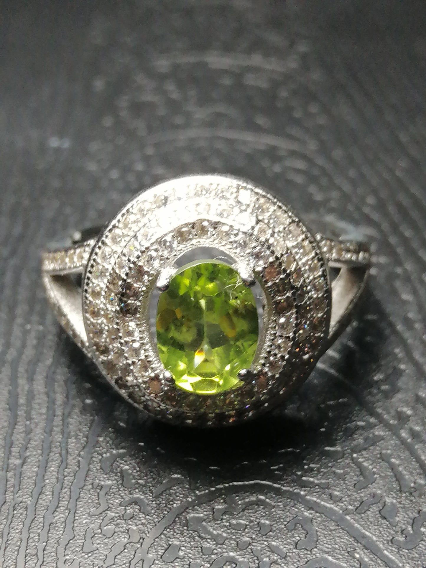 Natural Certified Peridot (SIZE 9) SR14