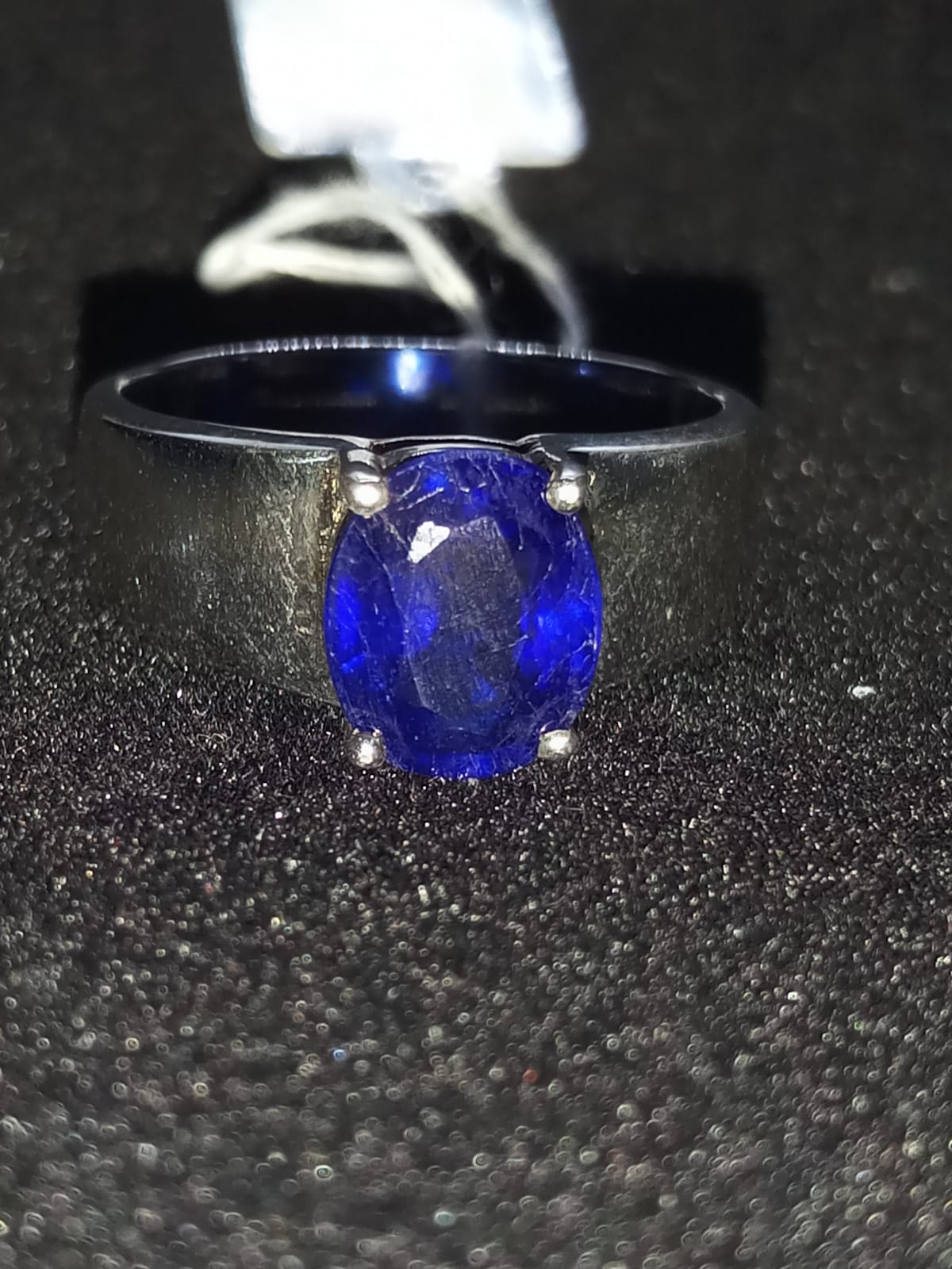 Natural SWISS LAB CERTIFIED RING with Sapphire (SIZE 10) SR60