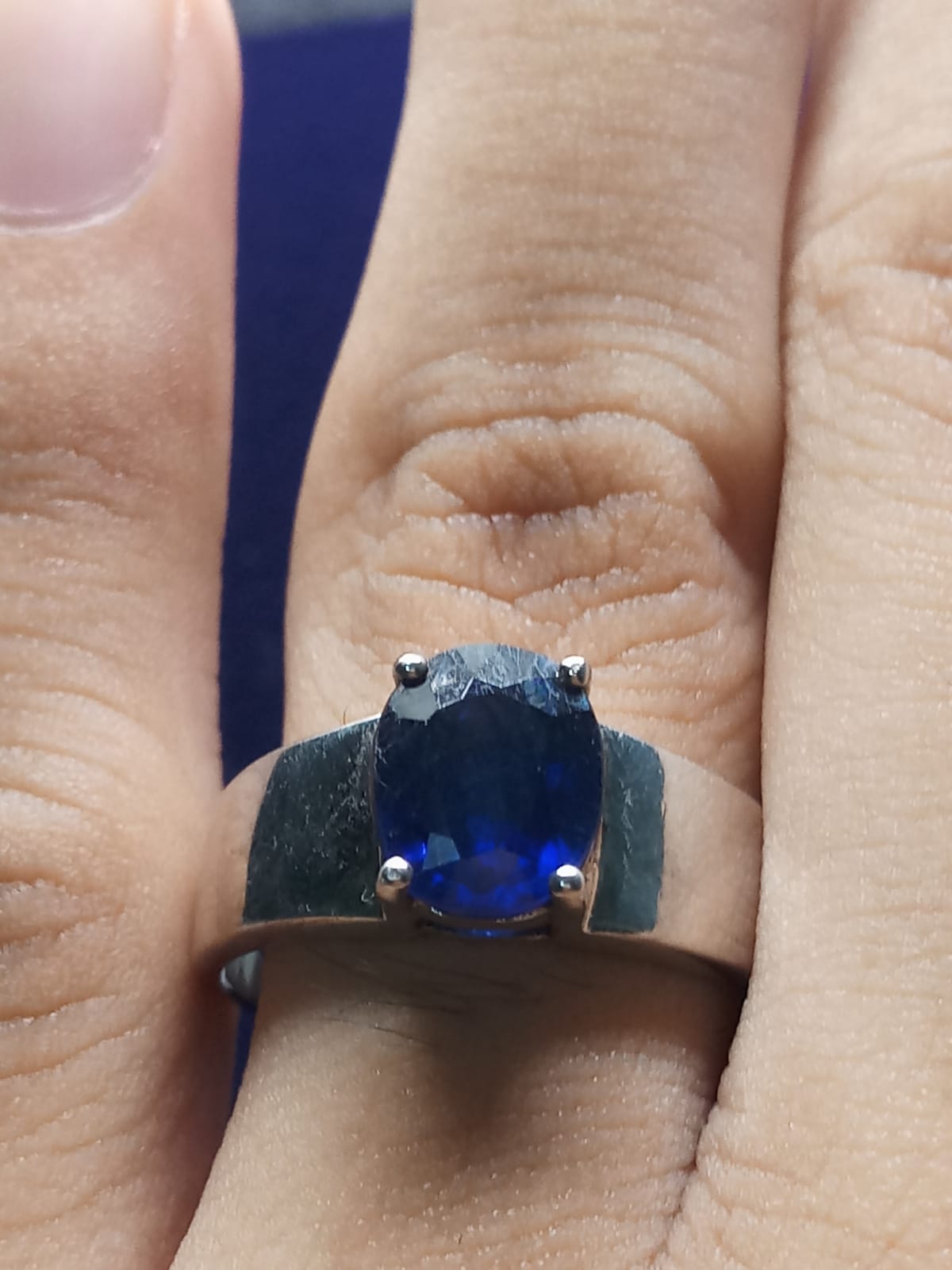 Natural SWISS LAB CERTIFIED RING with Sapphire (SIZE 10) SR60