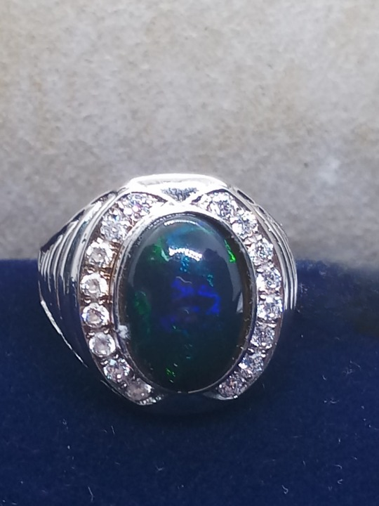 Natural SWISS LAB CERTIFIED RING with Black Opal (SIZE 10) SR77