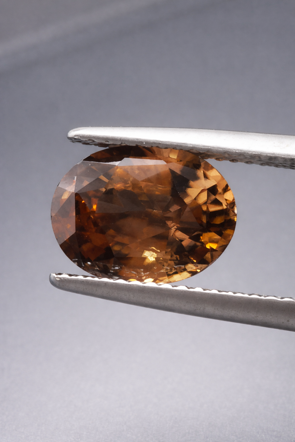 Natural Certified Zircon: Caramel Gleam 3.96cts- ZR19 (24)
