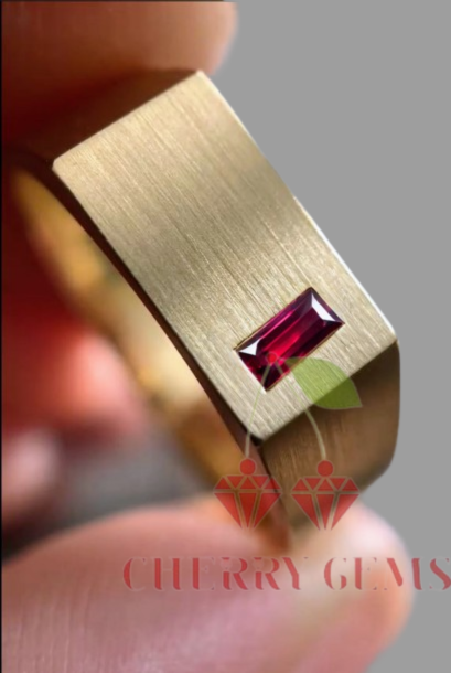 Ruby Glamour Gold Band