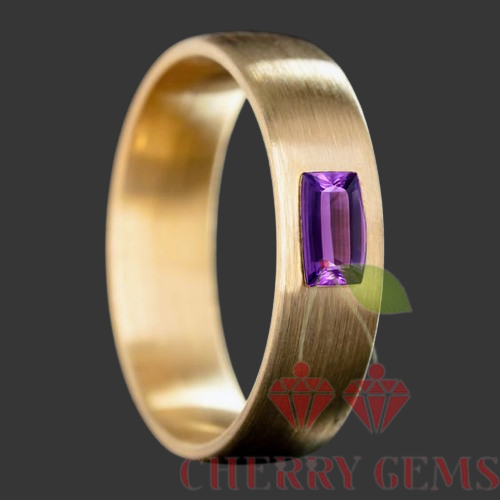 Golden Band with Amethyst Allure