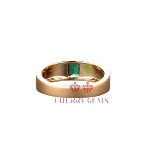 Emerald Embellishment: Gold Ring