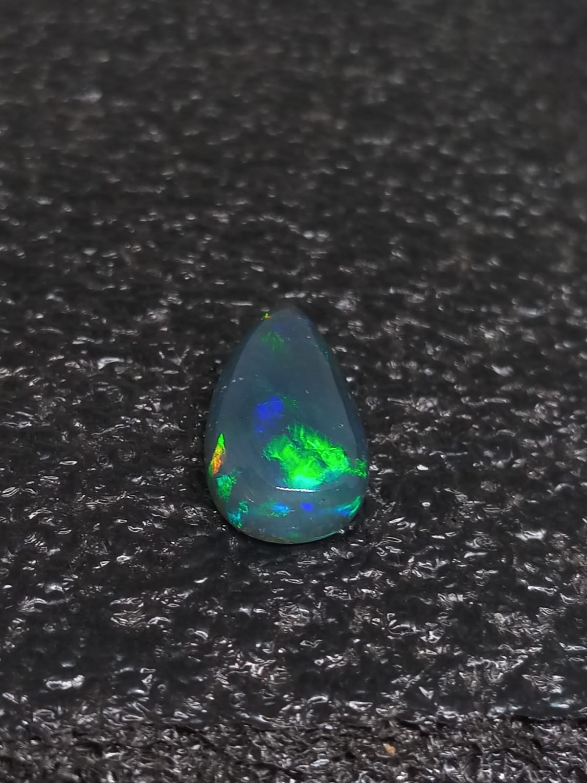 Natural Black Opal: Luminous Jewel 4.80cts- BO4 (24)