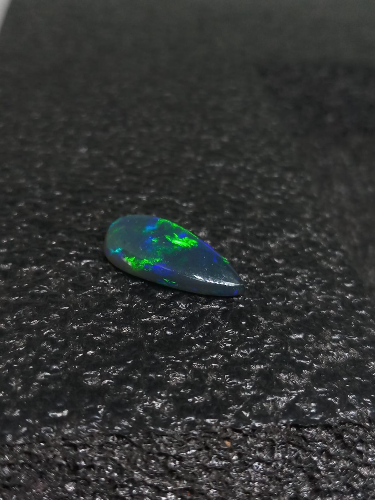 Natural Black Opal: Luminous Jewel 4.80cts- BO4 (24)