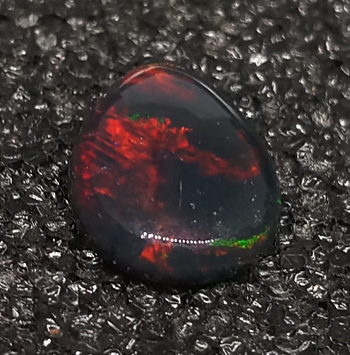 Natural Black Opal: Phantom Spectrum Opal 2.85cts- BO6 (24)