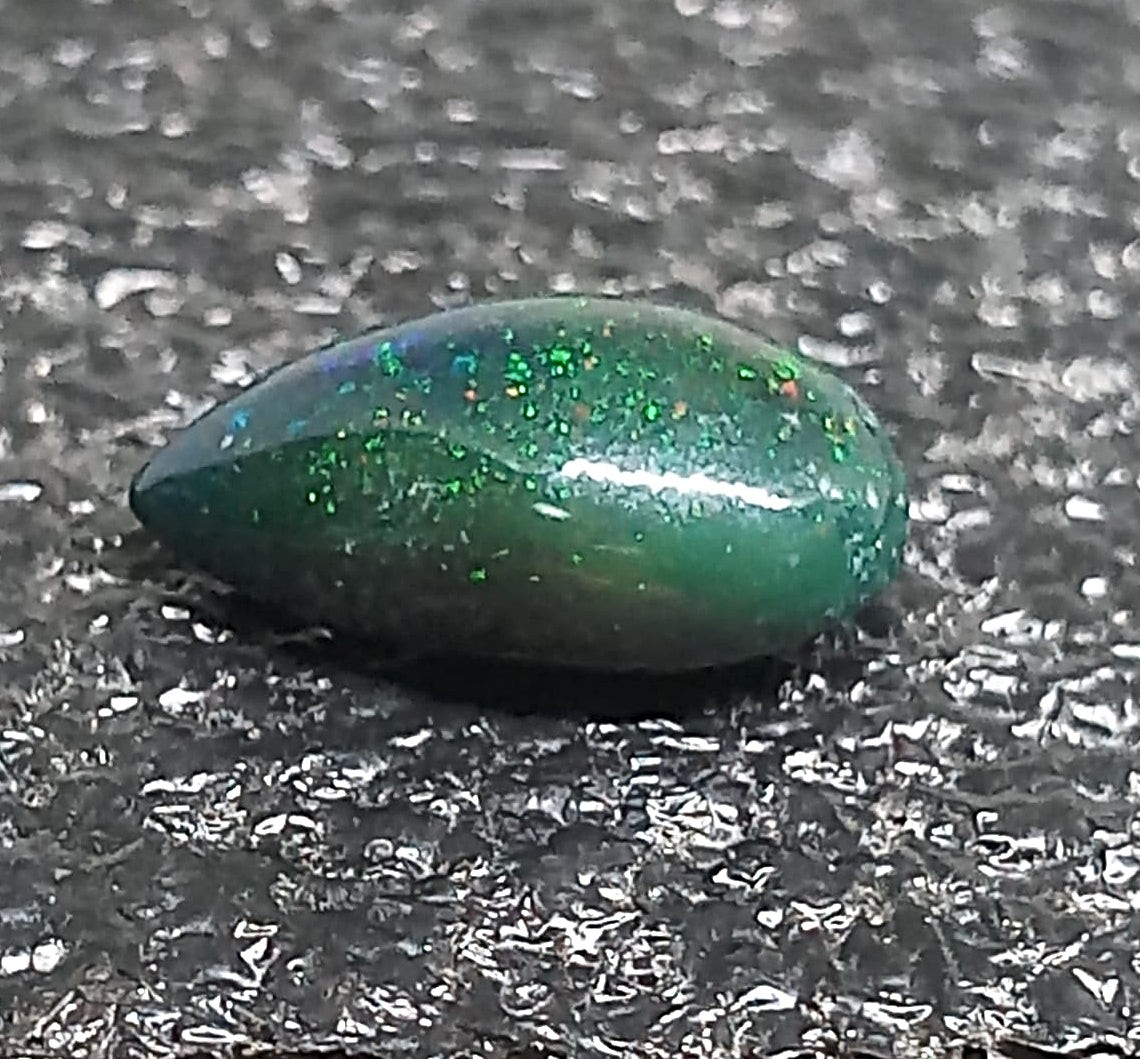 Natural Black Opal: Enchanting Elegance 4.15cts- BO7 (24)