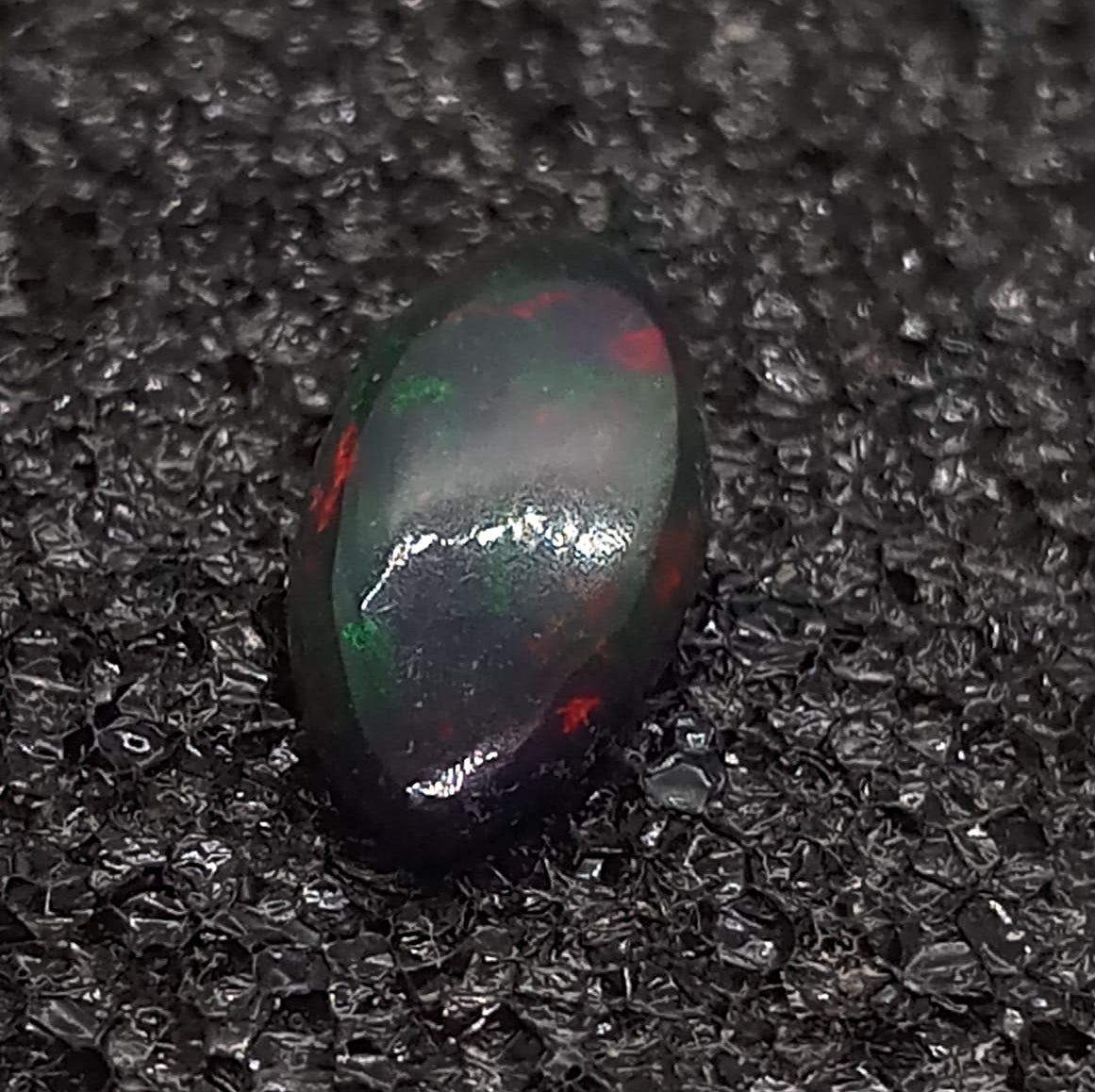 Natural Black Opal: Galaxy Opal 1.30cts- BO8 (24)