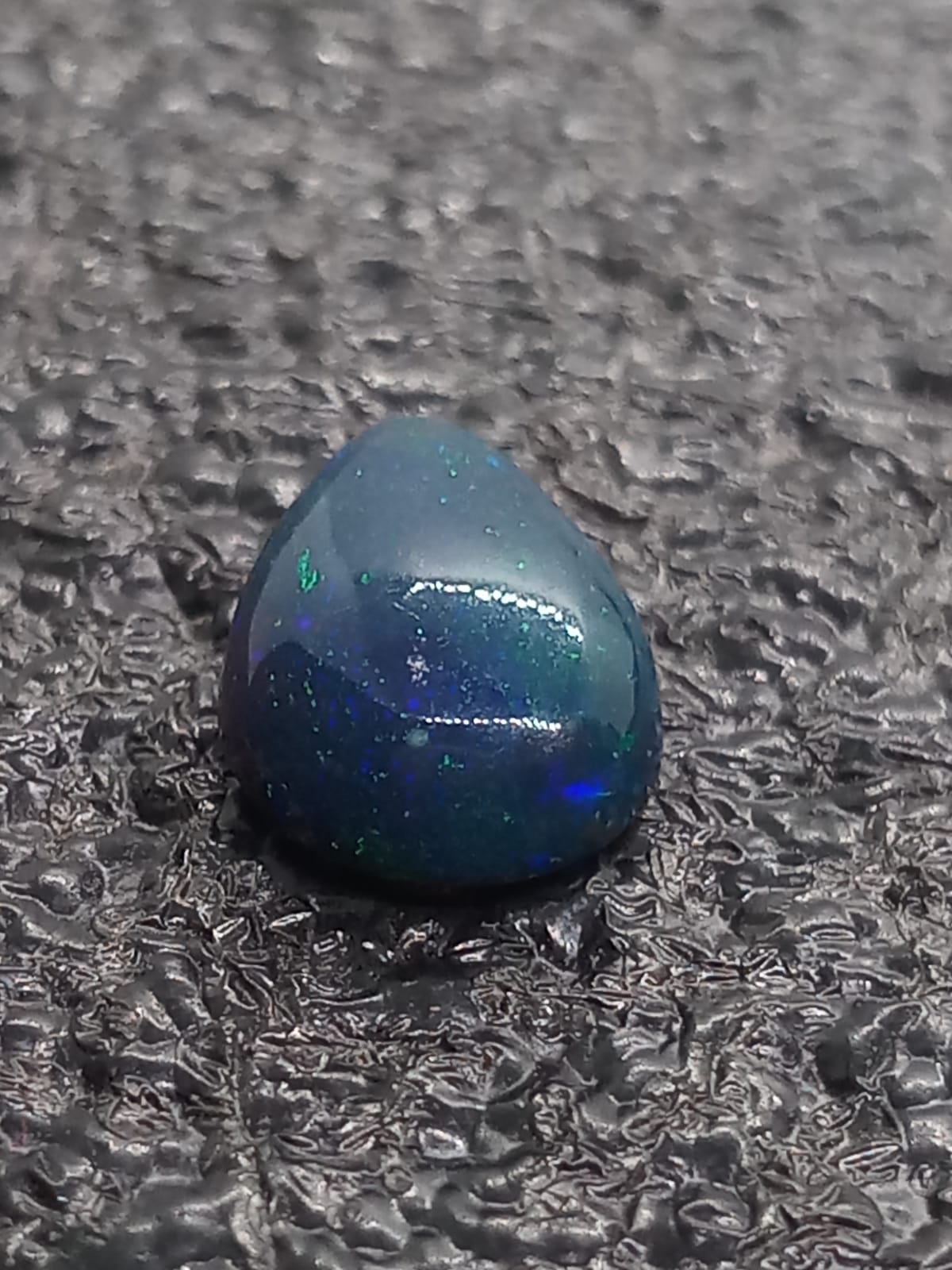 Natural Black Opal: The Shattered Blue 2.10cts- BO10 (24)