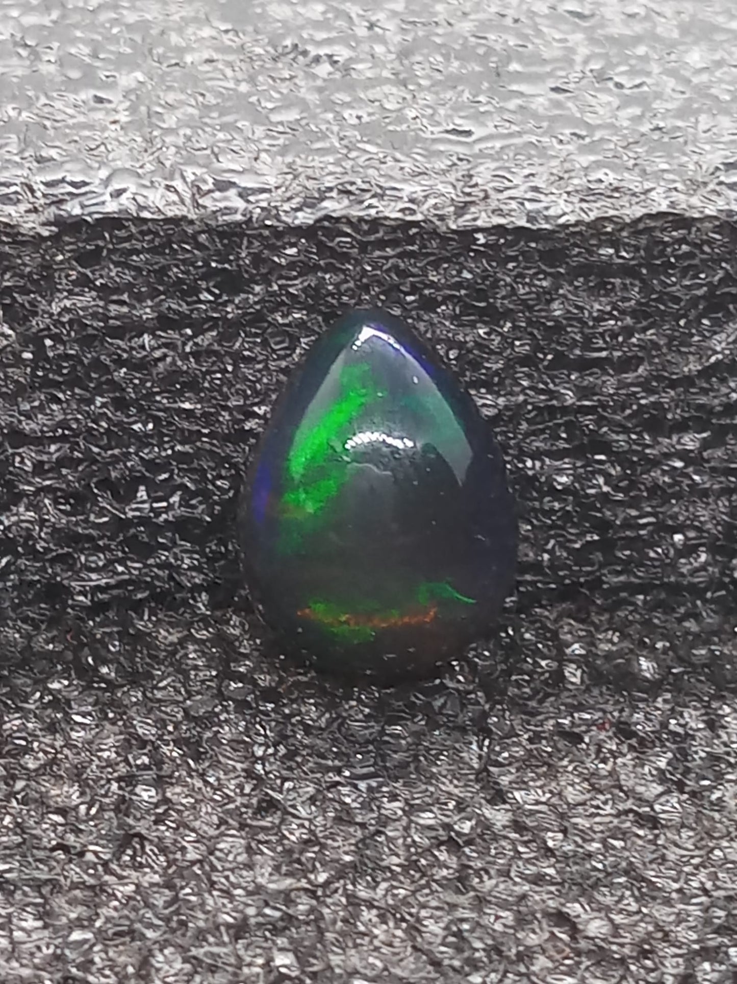 Natural Black Opal: Dark Beauty 4.25cts- BO11 (24)