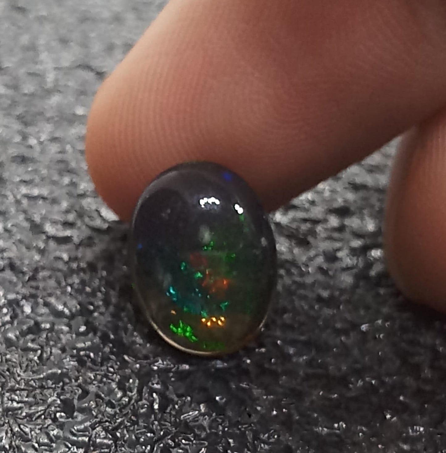 Natural Black Opal: Darklight Spark 1.95cts- BO13 (24)