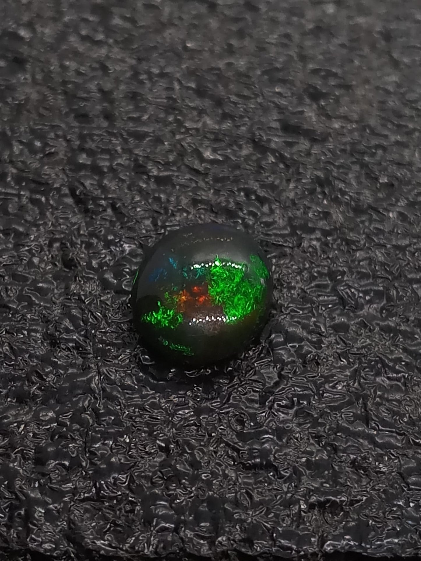 Natural Black Opal: Darklight Spark 1.95cts- BO13 (24)