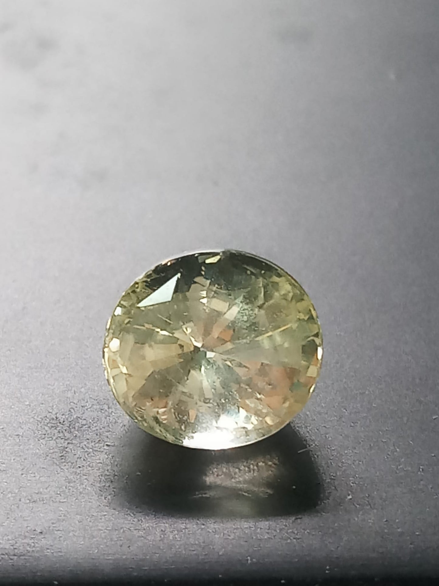 Natural Unheated Yellow Sapphire: Golden Aura Radiant 3.40cts- YS3 (24)