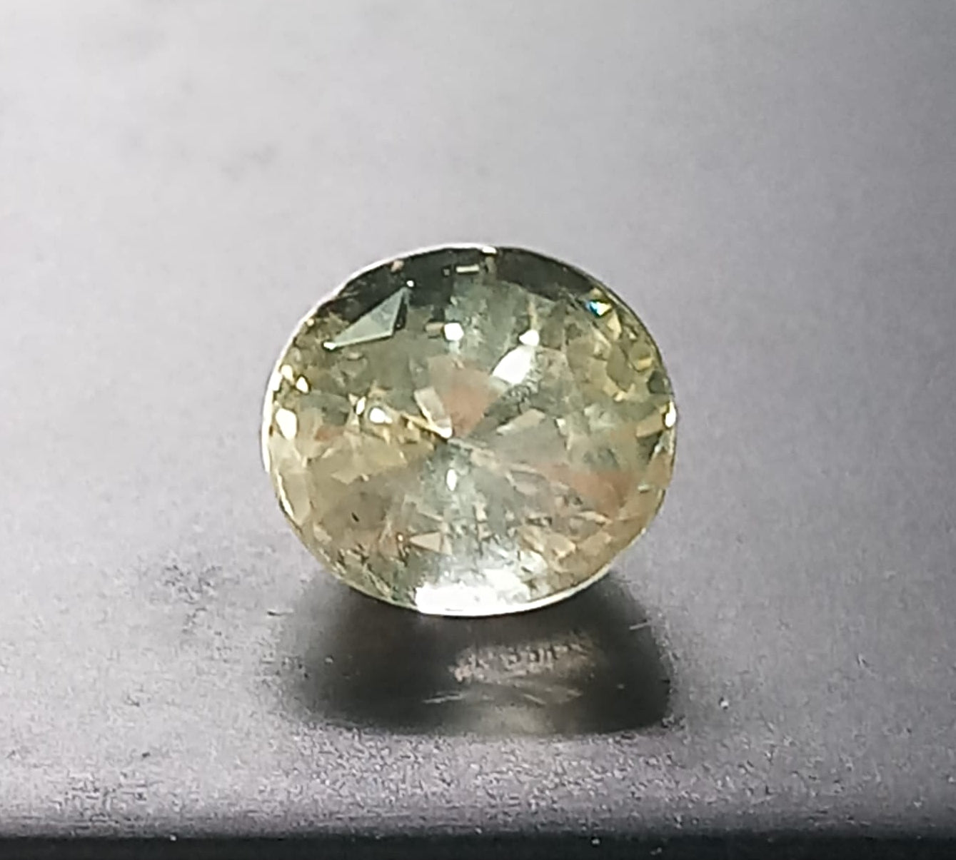 Natural Unheated Yellow Sapphire: Golden Aura Radiant 3.40cts- YS3 (24)