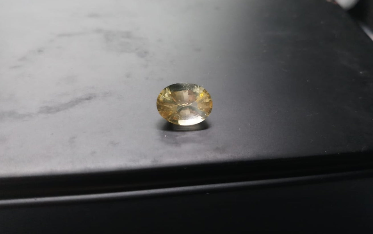 Natural Unheated Yellow Sapphire: Sunshine Monarch 3.29cts - YS5 (24)