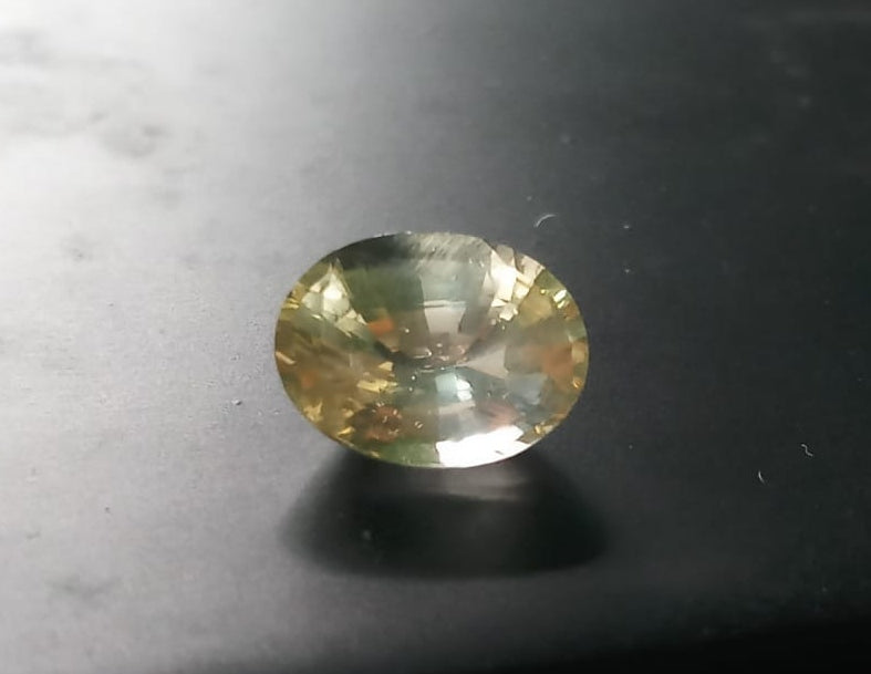 Natural Unheated Yellow Sapphire: Sunshine Monarch 3.29cts - YS5 (24)