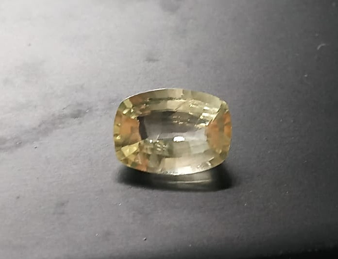 Natural Unheated Yellow Sapphire: Sunfire Brilliance 3.01cts- YS2 (24)