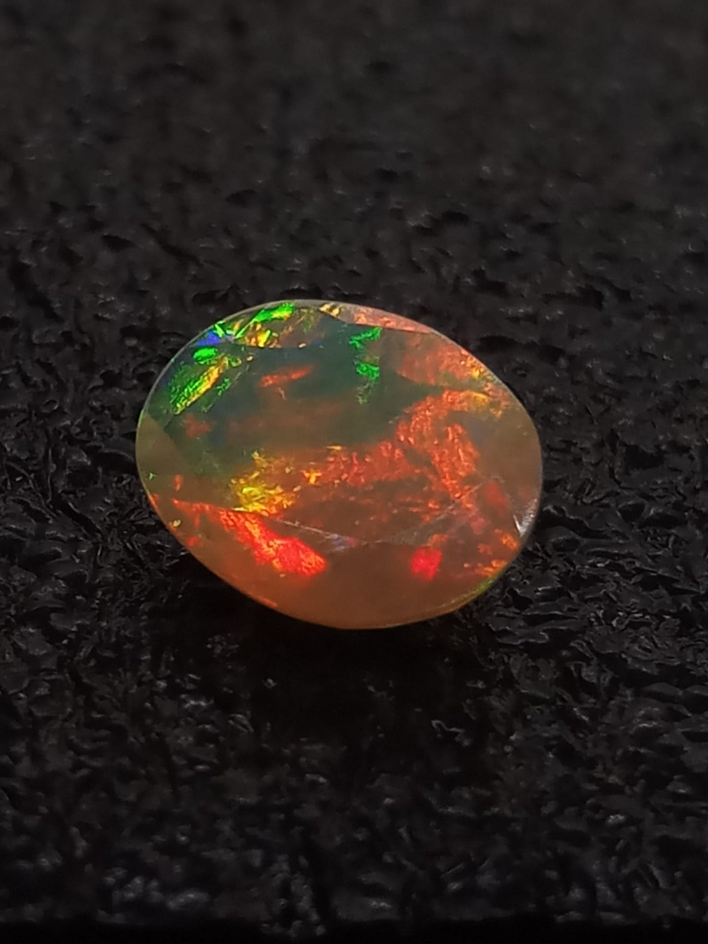 Natural White Opal: Seraphic Glow  1.95cts- WO19 (24)