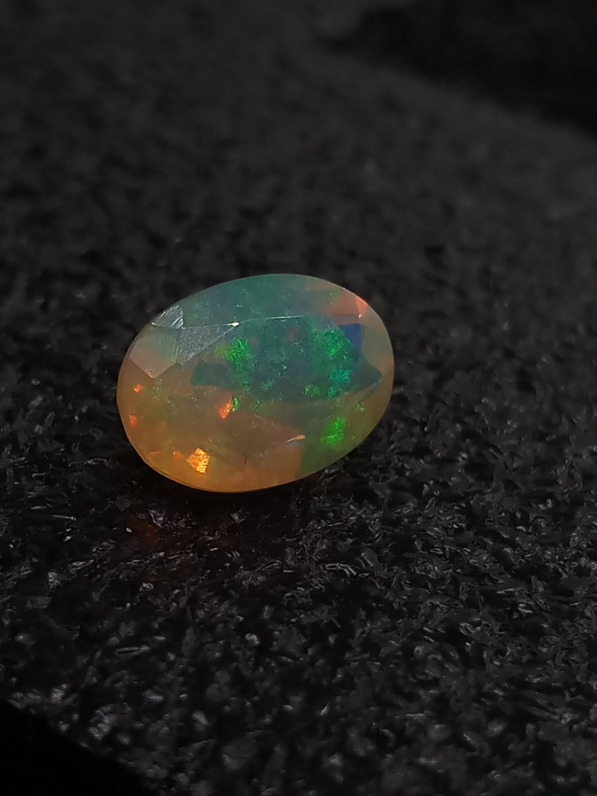 Natural White Opal: Opaline Glacial Glow 2.5cts-  WO12 (24)