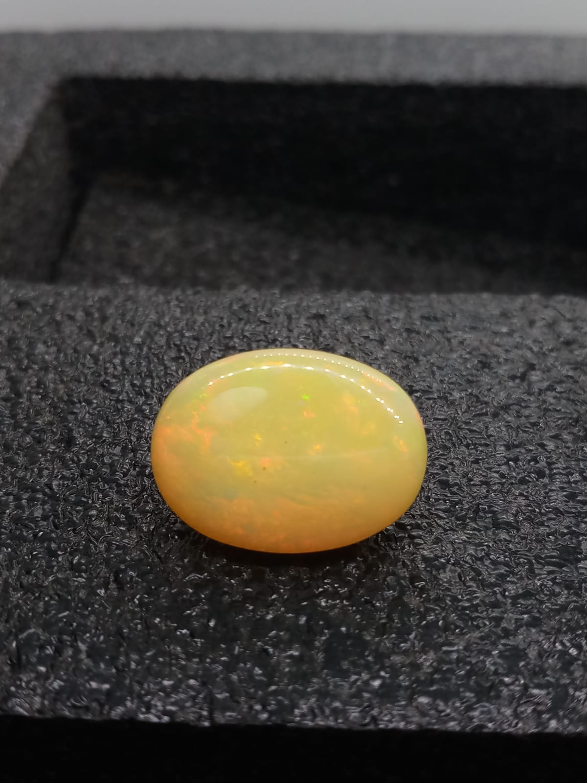 Natural White Opal: Celestial Glimmer 17.8cts- WO2 (24)