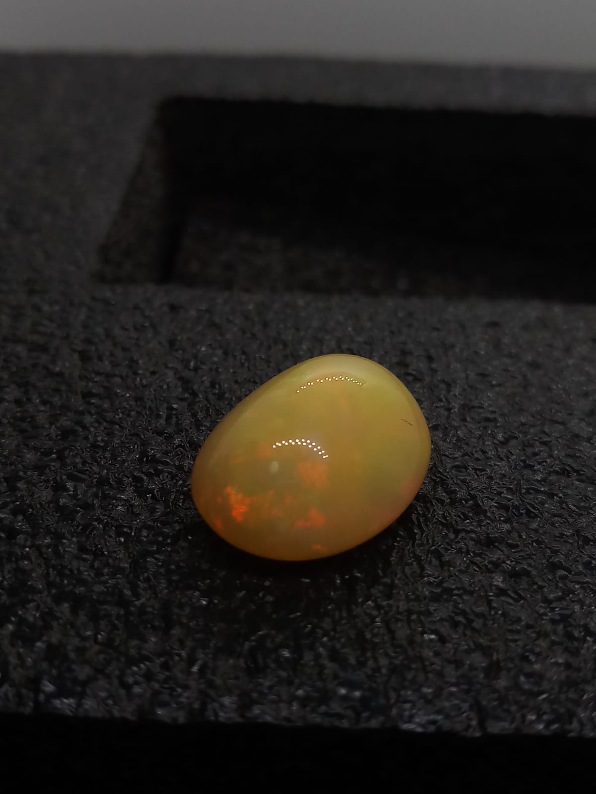 Natural White Opal: Celestial Glimmer 17.8cts- WO2 (24)