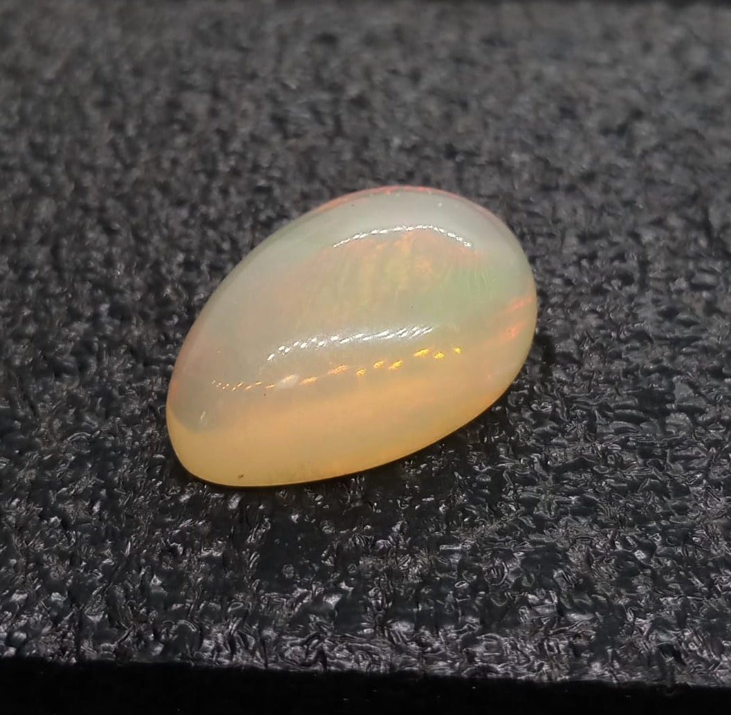 Natural White Opal: Moonlit Serenade  15.55cts- WO6 (24)