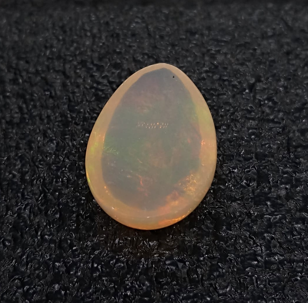 Natural White Opal: Moonlit Serenade  15.55cts- WO6 (24)