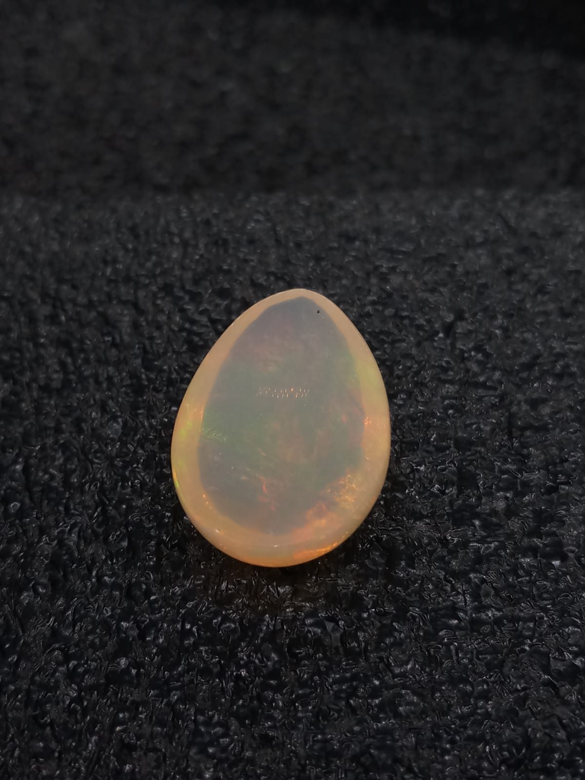 Natural White Opal: Moonlit Serenade  15.55cts- WO6 (24)