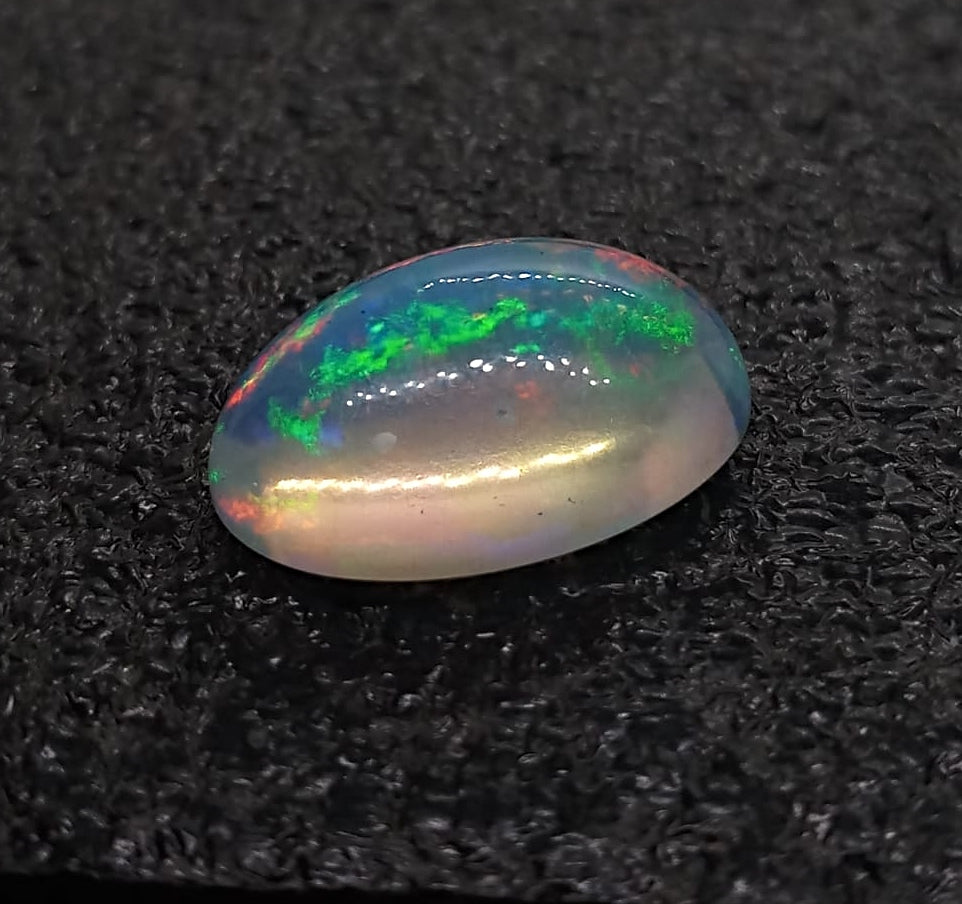 Natural White Opal: Opaline Odyssey 10.65cts- WO23 (24)