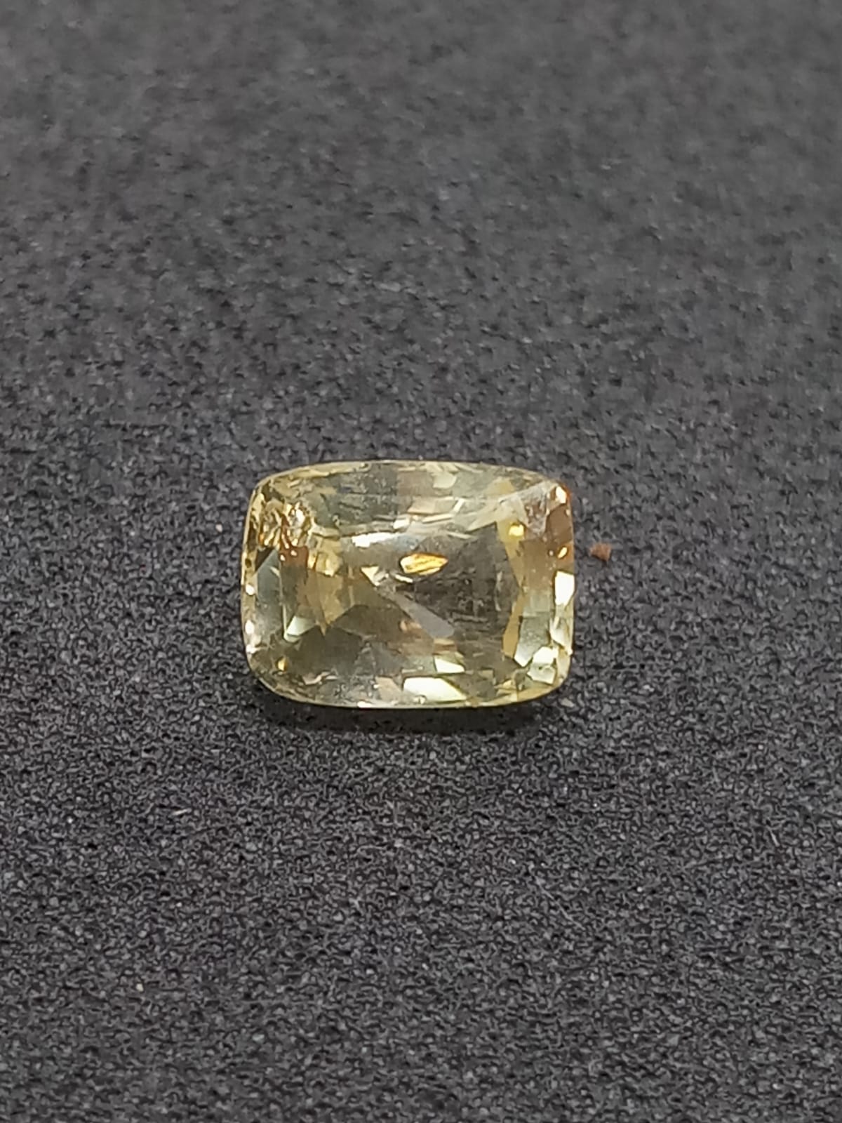 Natural Unheated Yellow Sapphire: Golden Majesty  3.03cts -YS7 (24)