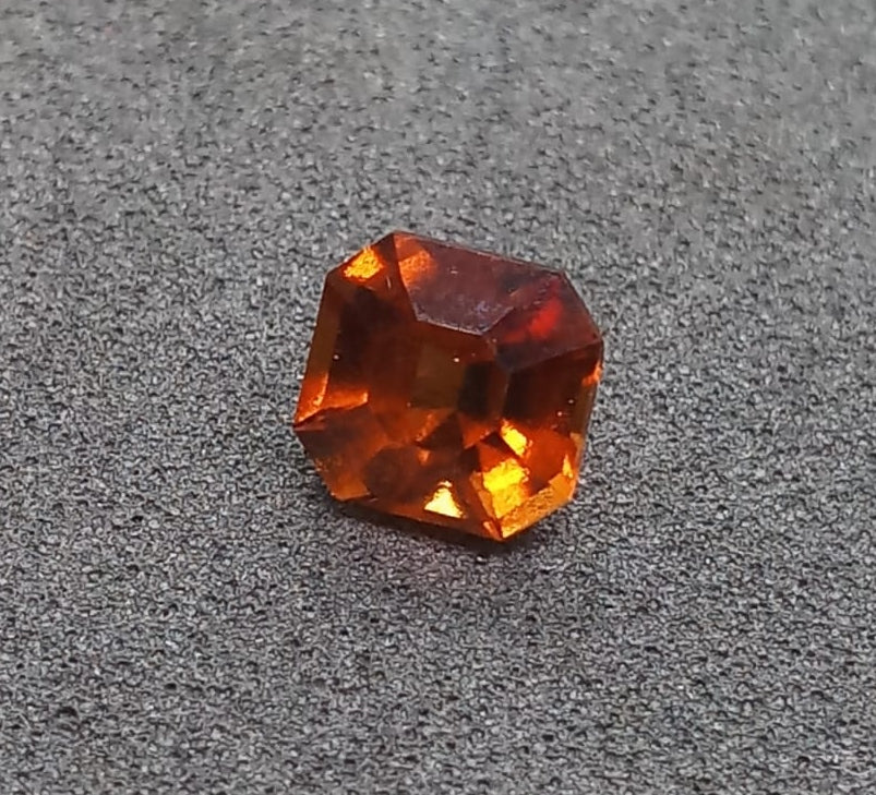 Natural Garnet Glow: The Brilliant 3.2ct  -G7 (24)