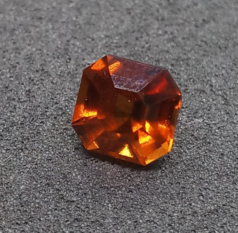 Natural Garnet Glow: The Brilliant 3.2ct  -G7 (24)