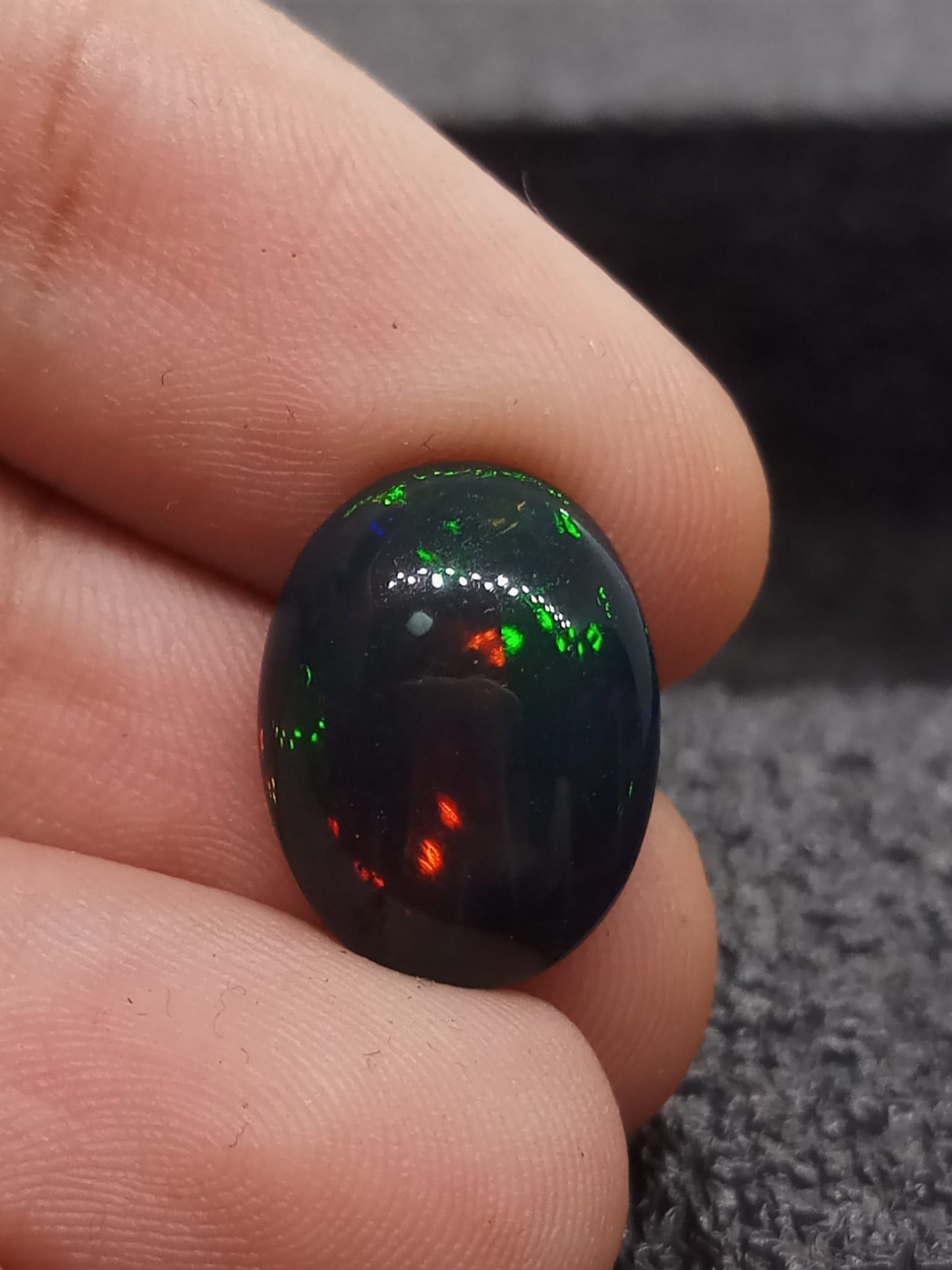 Natural Certified Black Opal: Cosmos Eclipse 4.48cts- BO14 (24)