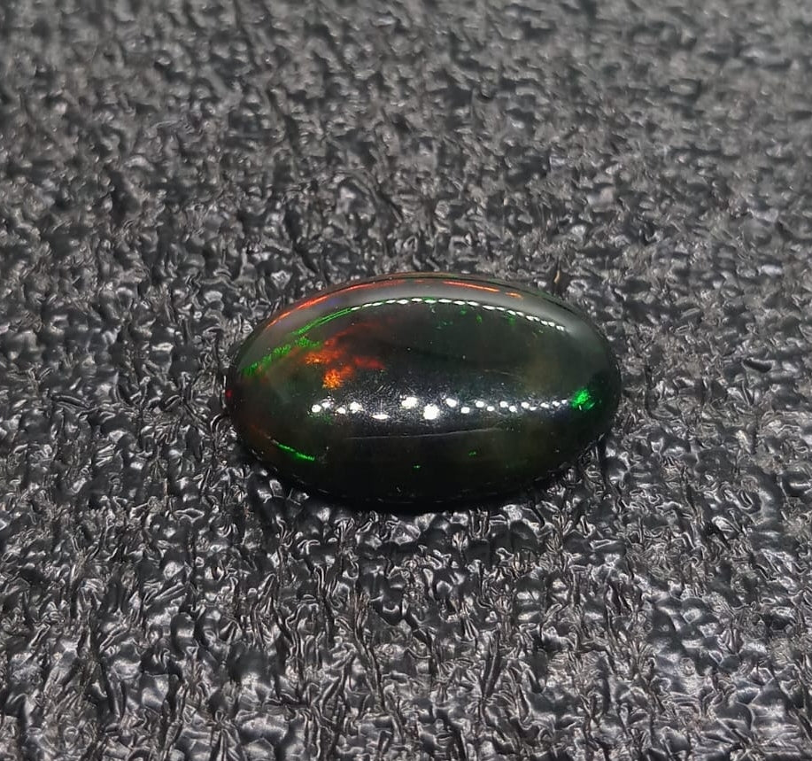 Natural Black Opal: Shadow Essence 4.86cts- BO16 (24)