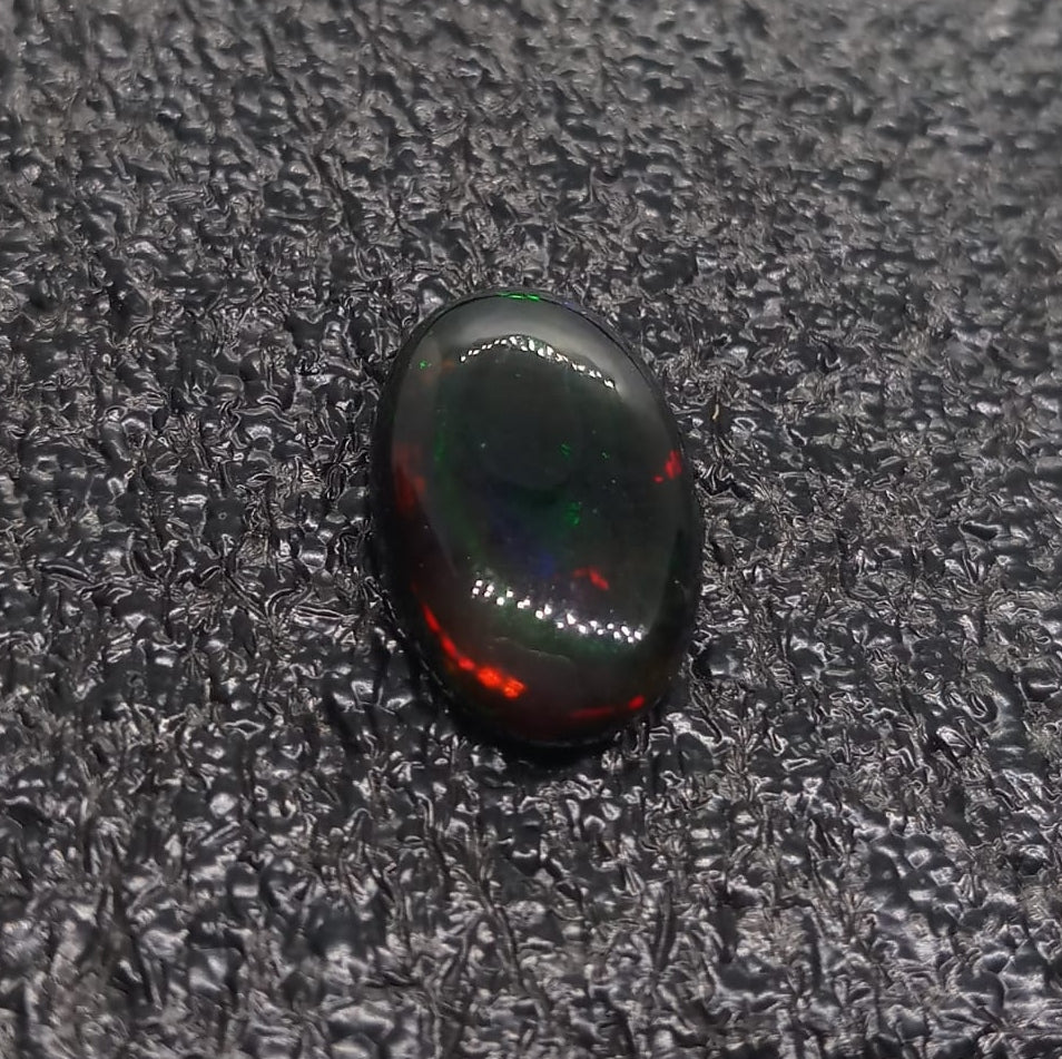 Natural Black Opal: Shadow Essence 4.86cts- BO16 (24)