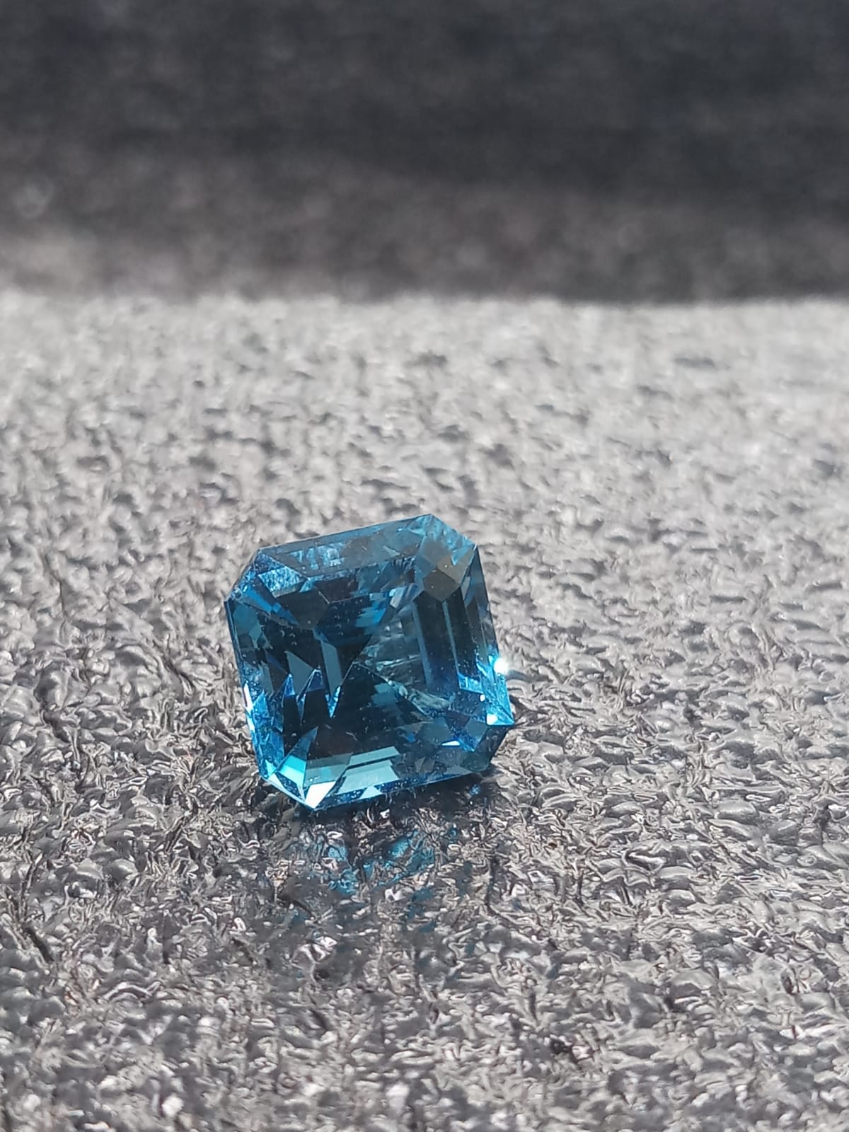 Natural Swiss Lab Certified Blue Topaz:  Azure Majesty 5.94cts- BTZ1 (24)