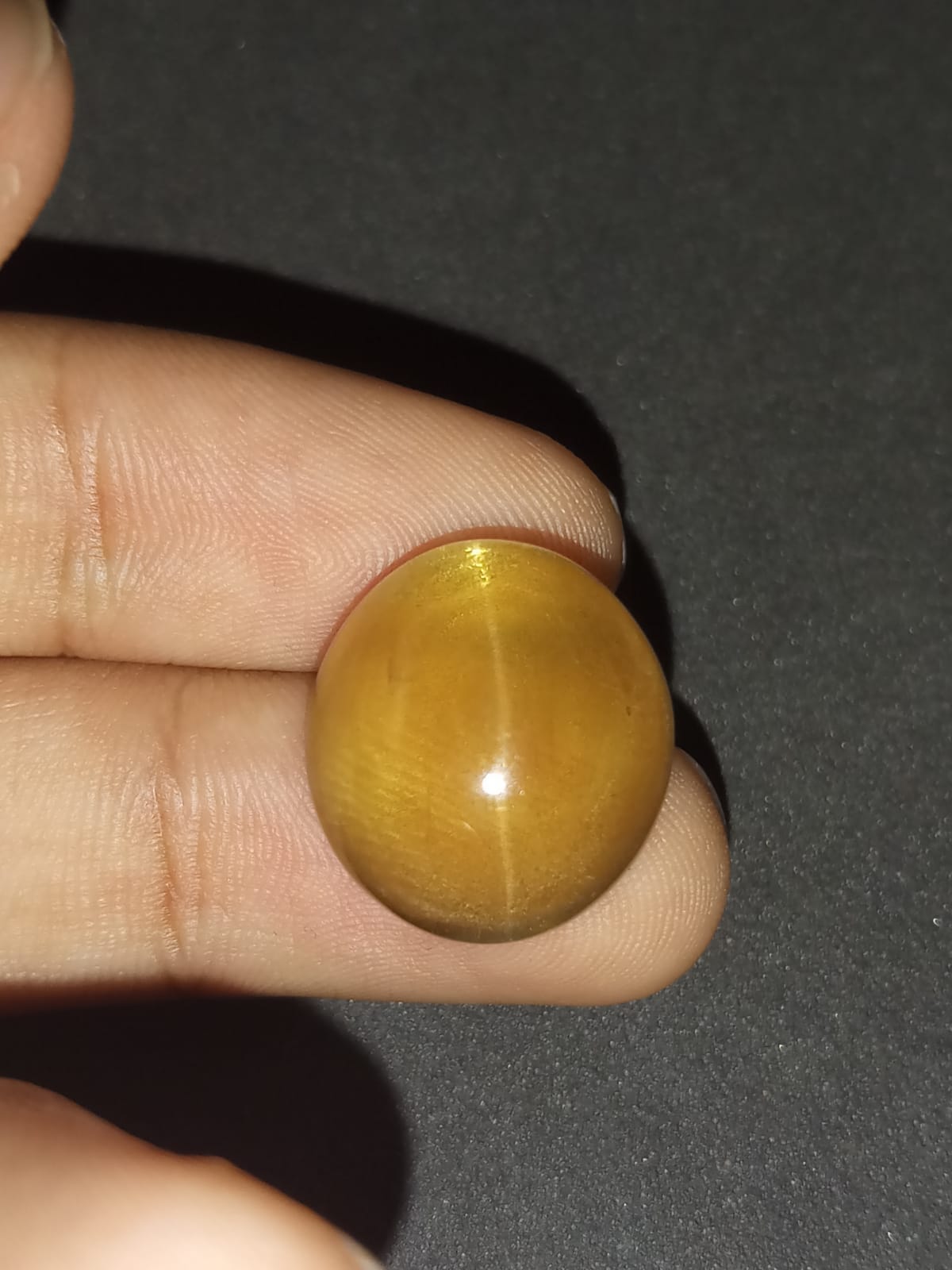 Natural Honey Apatite Catseye Gemstone 20cts - HAC1 (24)