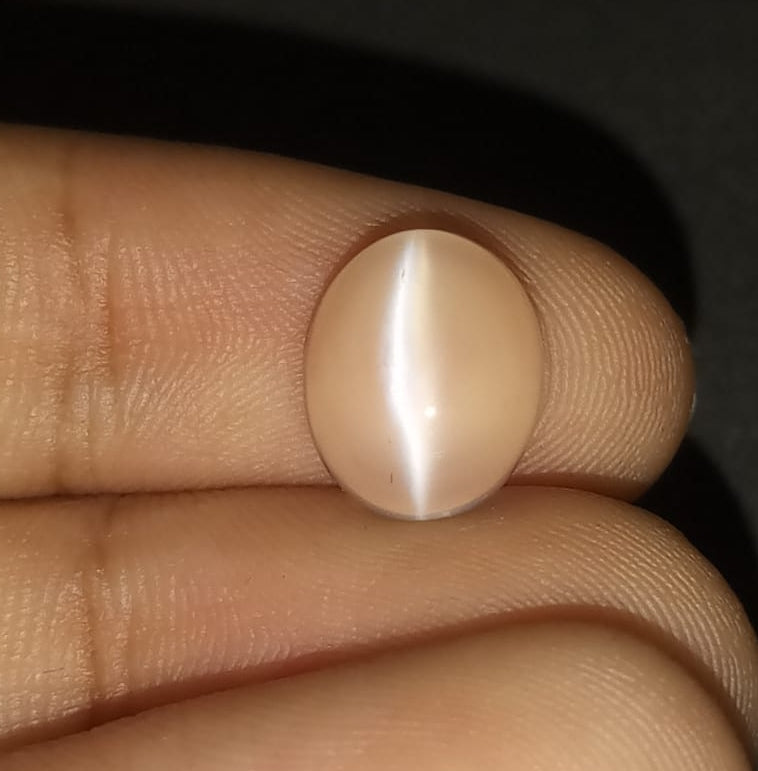 Natural White Moonstone Catseye Gemstone 4.4cts - WMC1 (24)