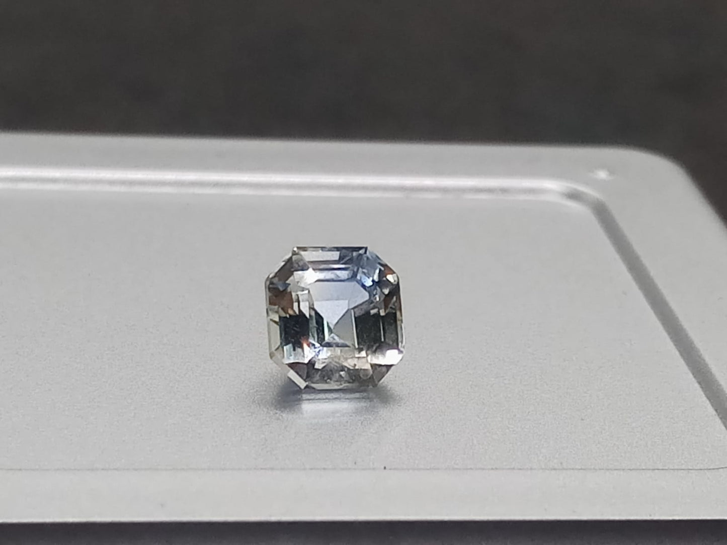 Natural Bi-color Sapphire:  Chromatic Majesty 2.87cts- BSC1 (24)