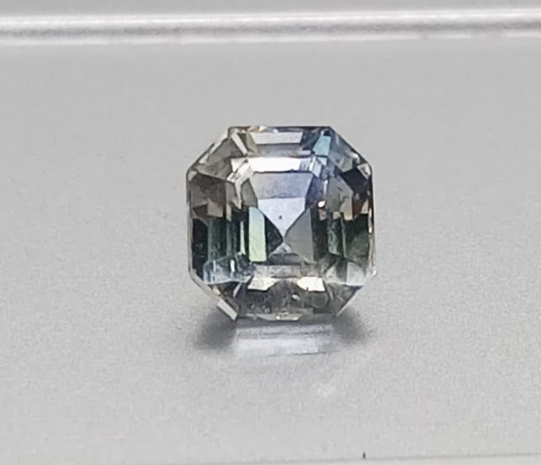 Natural Bi-color Sapphire:  Chromatic Majesty 2.87cts- BSC1 (24)