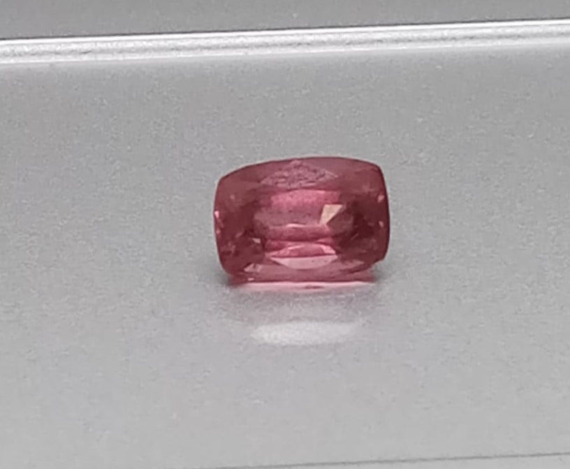 Natural Garnet Gleam A Jewel's Radiance 2.33cts - G1 (24)