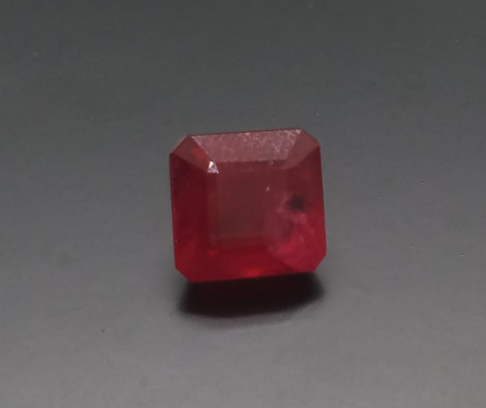 Natural Ruby: Scarlet Brilliance  5.4cts- R2 (24)